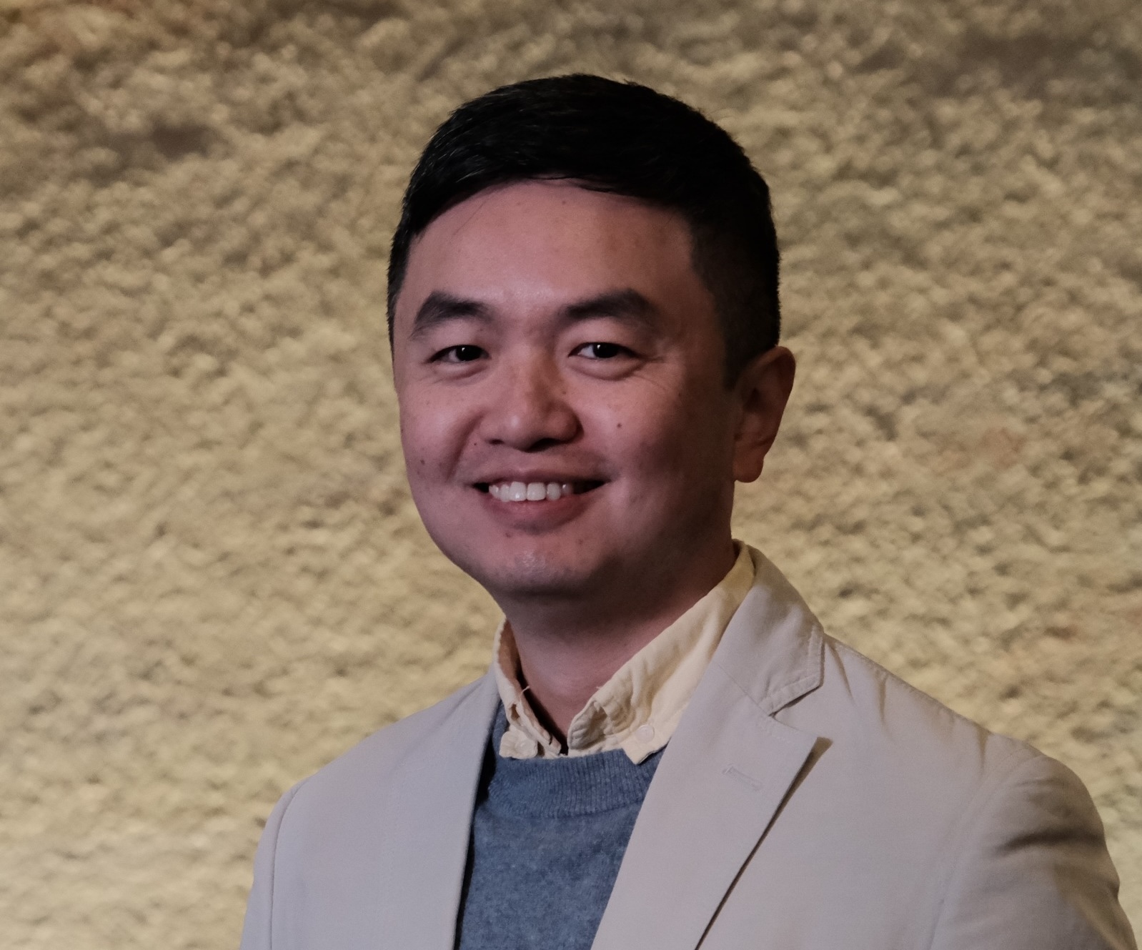 Dr. Cheng Zhang